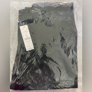 White House Black Market Scuba  Runway Legging